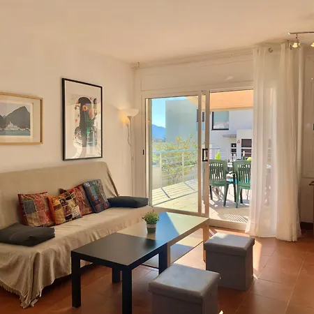 Holiday home Beautiful With View Montjoi